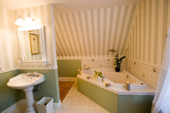 bath1.jpg